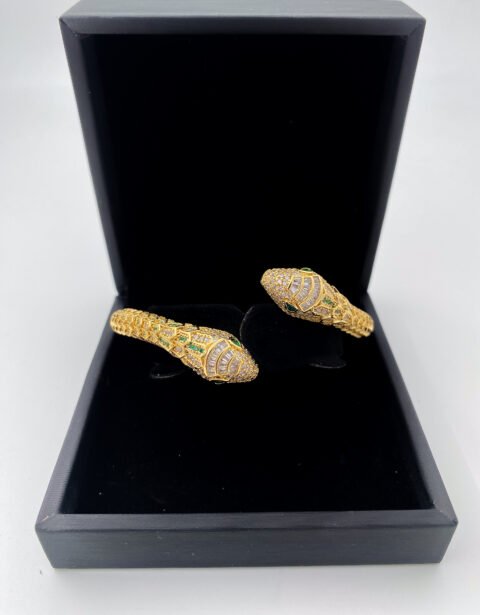 Brazalete Rodinado Serpiente Piedras Dorado