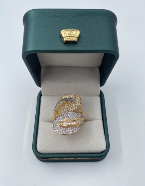 Anillo Rodio Dama Hojas Piedra y Crystal